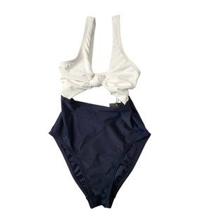 Tommy Hilfiger Women's Standard One-Piece‎ Swimsuit Size XXS